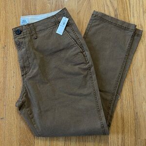 New Old Navy Lives-In Straight Built-In Flex Tan Khaki Pants Mens Size 33x30 NWT